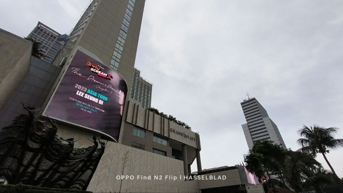 Kamera Oppo Find N2 Flip