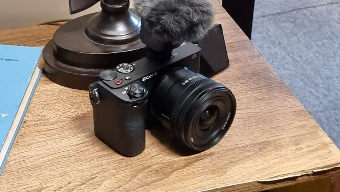 Sony Alpha 6700
