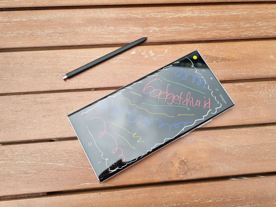 Desain Galaxy S23 Ultra