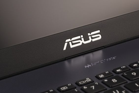 2 Monitor Pro Player Baru Dari Asus