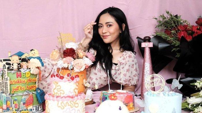 Rachel Vennya