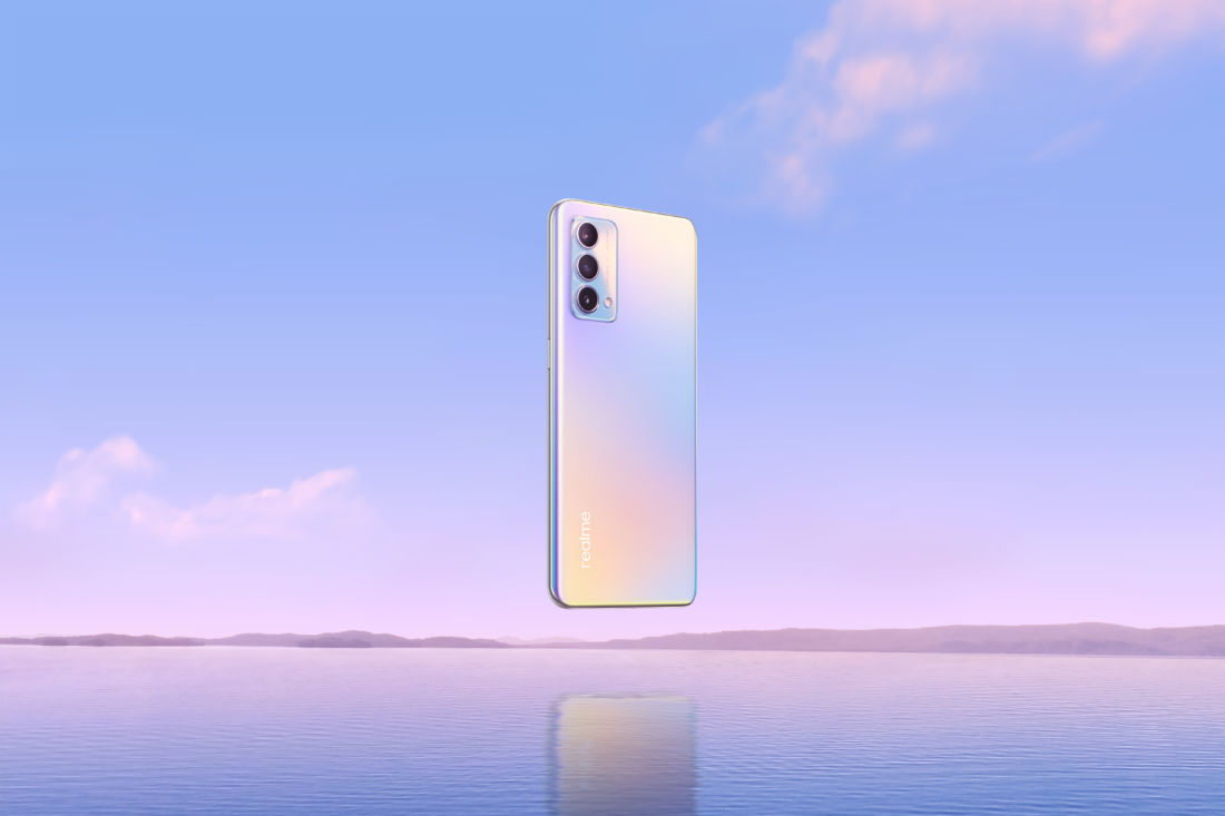 Realme Gt Master Edition Daybreak Blue Lifestyle Angle