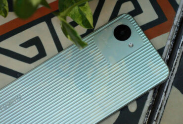 Desain Realme C30