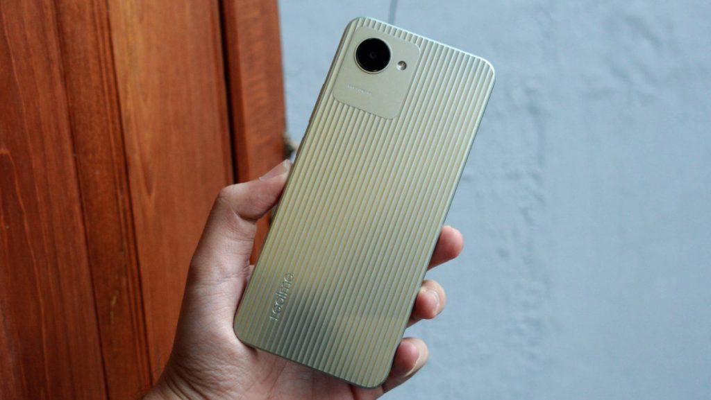 Desain Realme C30