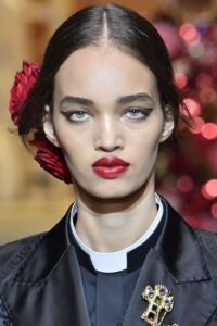 Red Lip Black Magic Mfw