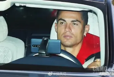 Cristiano Ronaldo Pakai Huawei Mate Rs Porsche Design Edition?