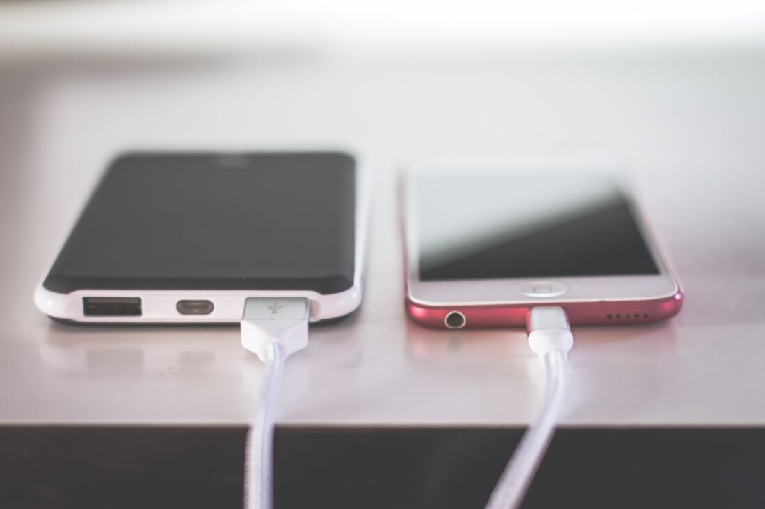 Fbi Himbau Pengguna Smartphone Hindari Ngecas Di Tempat Umum