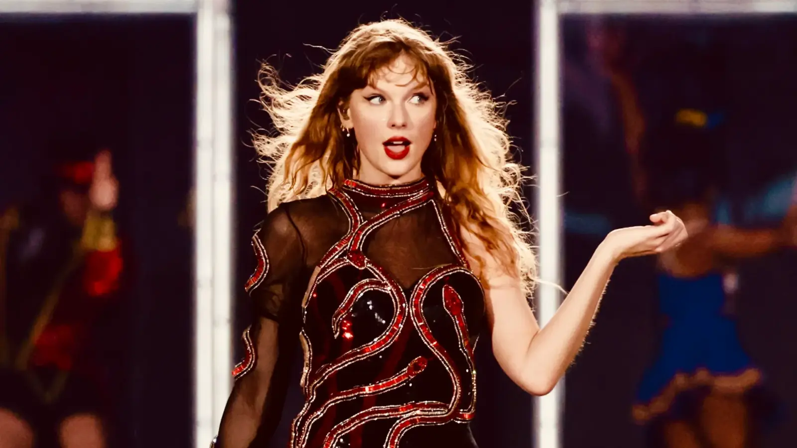 Glasgow College Bikin Kelas Master Taylor Swift Untuk Para Orangtua!