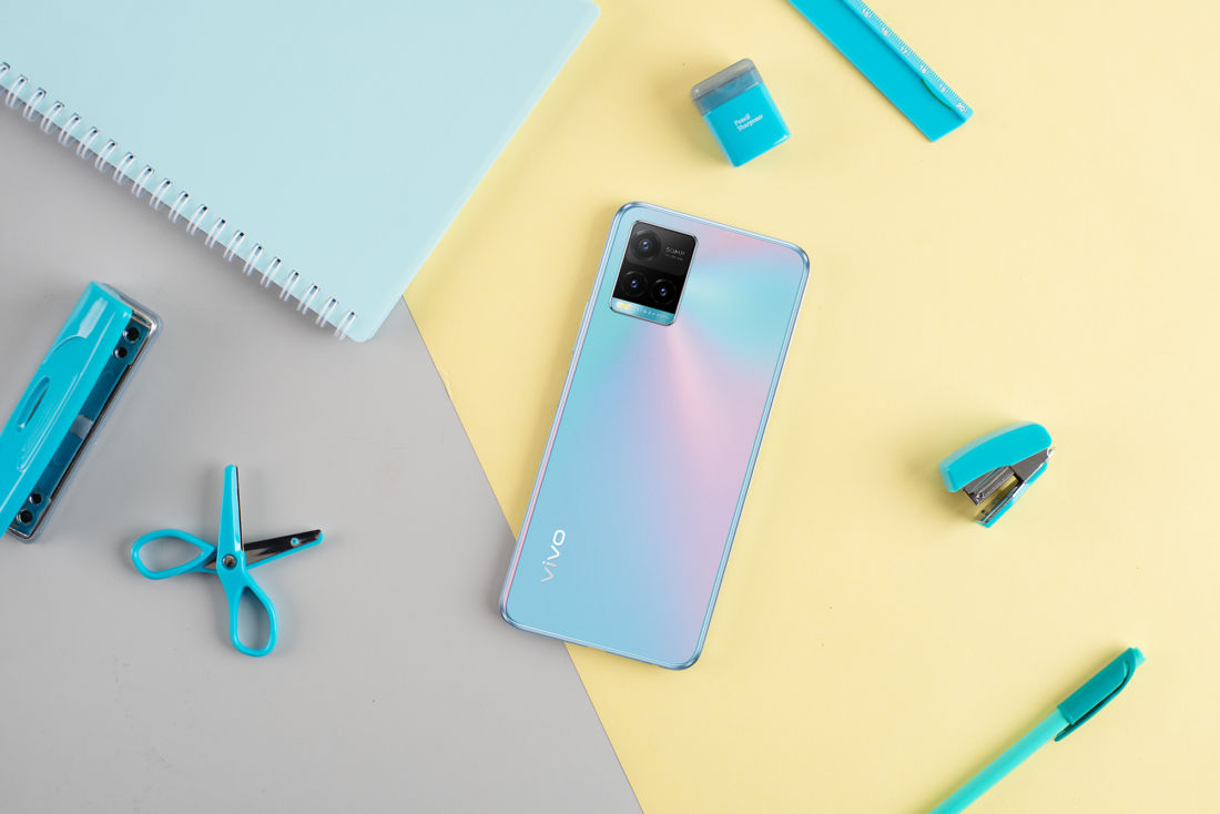 Vivo Y33S Hadirkan Teknologi Kamera Terbaik Dan Pengalaman Hiburan Menyenangkan