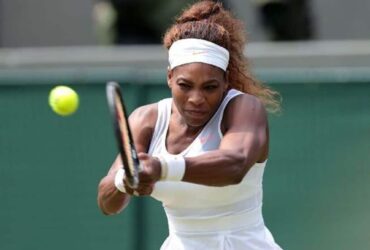 Pakaian Petenis Selalu Serba Putih