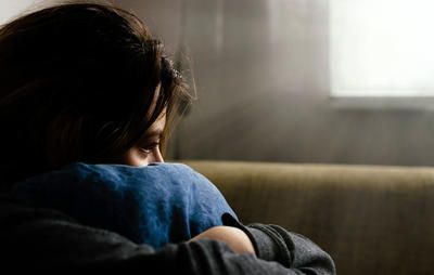 Melihat Dampak Covid-19 Terhadap Perempuan Dan Anak Perempuan