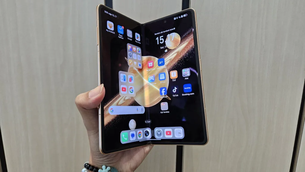 Honor Magic V3