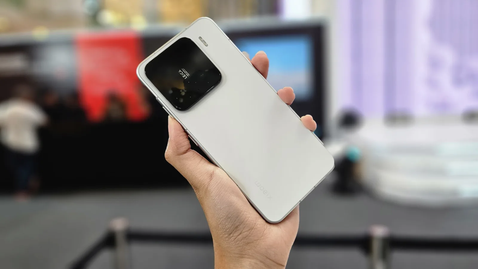 Xiaomi 16