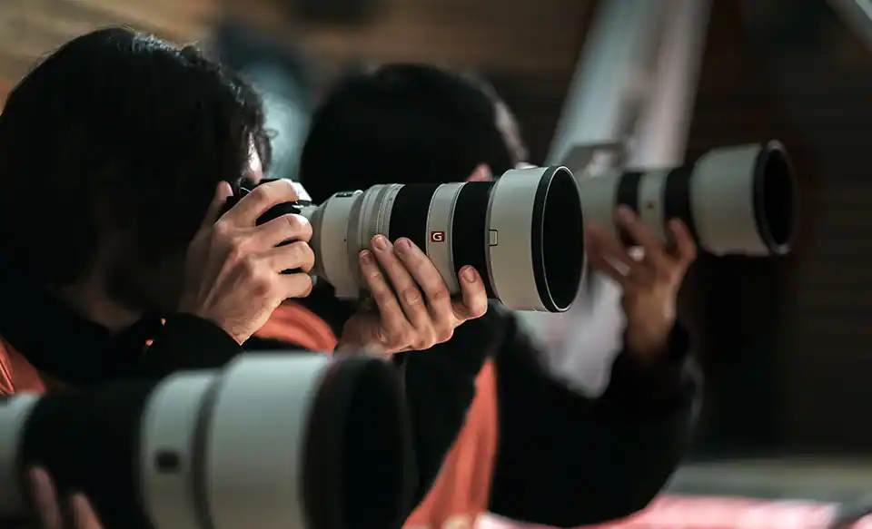 Sony Luncurkan Lensa Telephoto Zoom Pertama Di Dunia