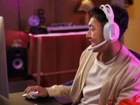 Logitech G Resmi Luncurkan Headphone Gaming Nirkabel G522