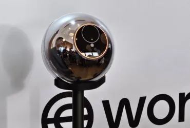 Worldcoin Dan Worldid Dibekukan