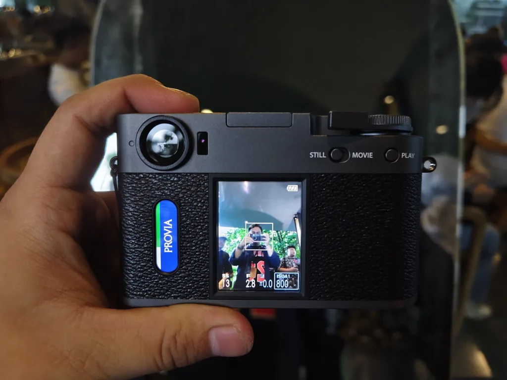 Fujifilm X Half