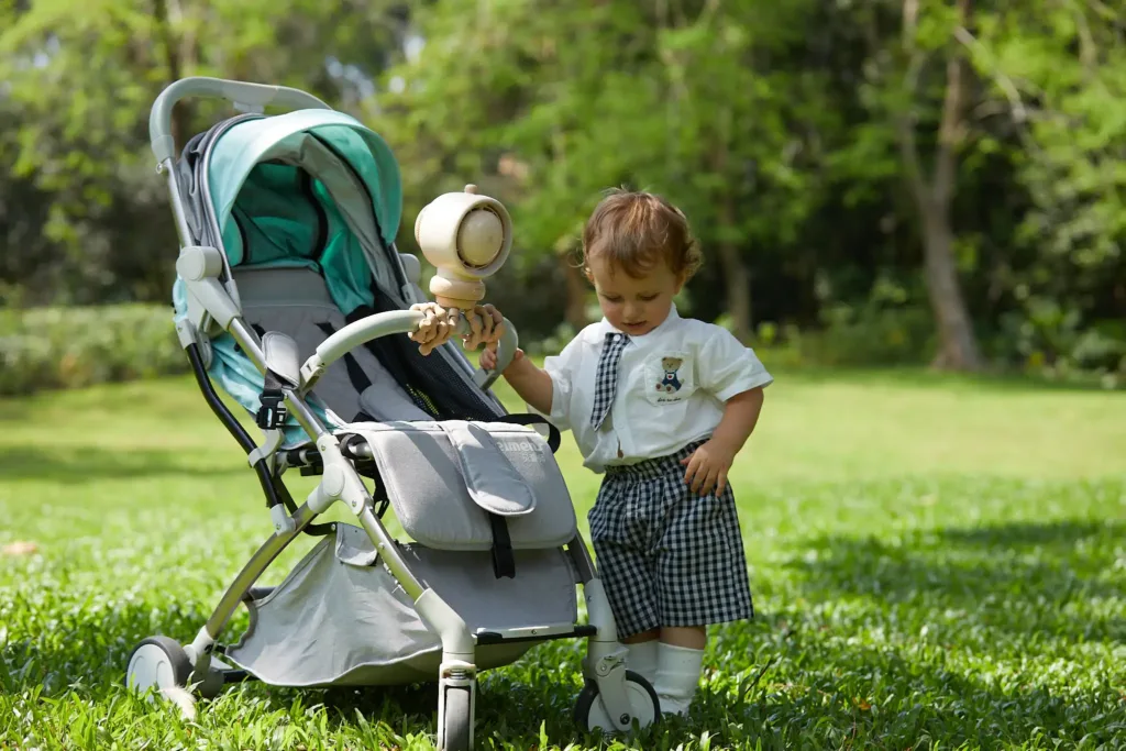 Jisulife Stroller Fan Untuk Ibu Muda Yang Aktif Bersama Bayinya