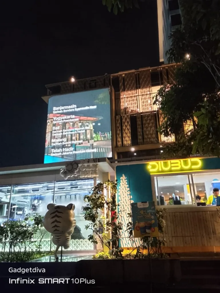 Hasil Foto Malam Smart 10 Plus