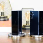 Ponsel Lipat Tertipis