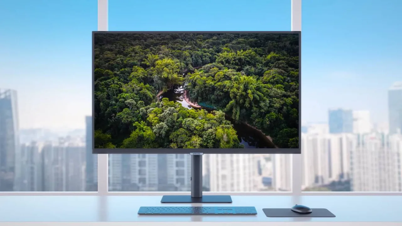 Samsung Viewfinity S8