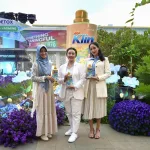 Foto Bersama Seluruh Narasumber Dalam Acara Konferensi Pers Peluncuran Soklin Liquid Nature Fresh Detox Detergen Berteknologi Detoksifikasi Pakaian Pertama Di Indonesia