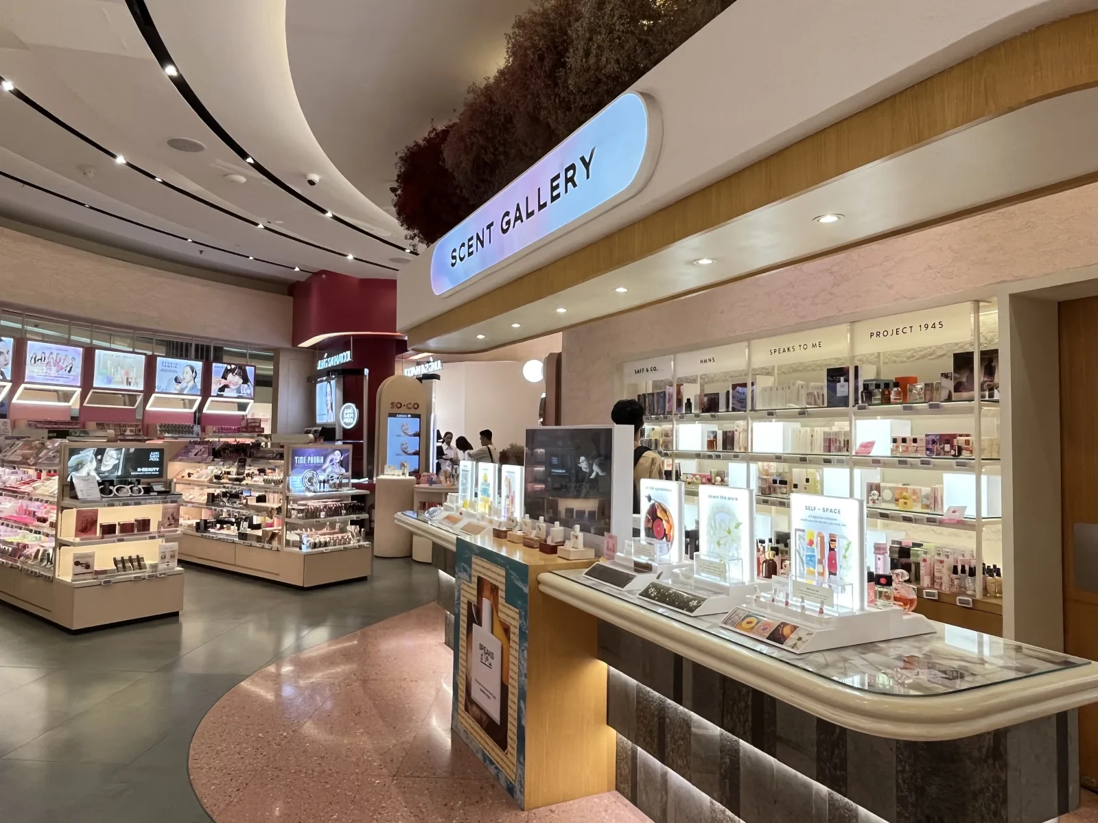 Sociolla Store Scent Gallery