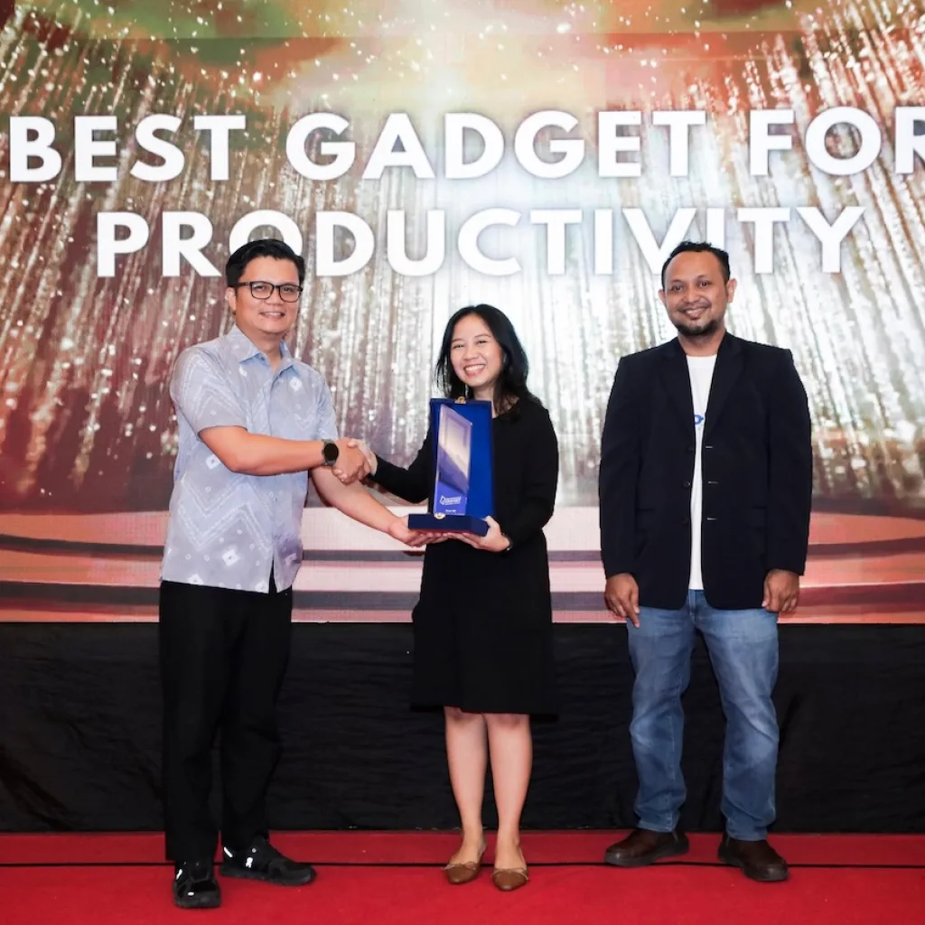 honor di Indonesia