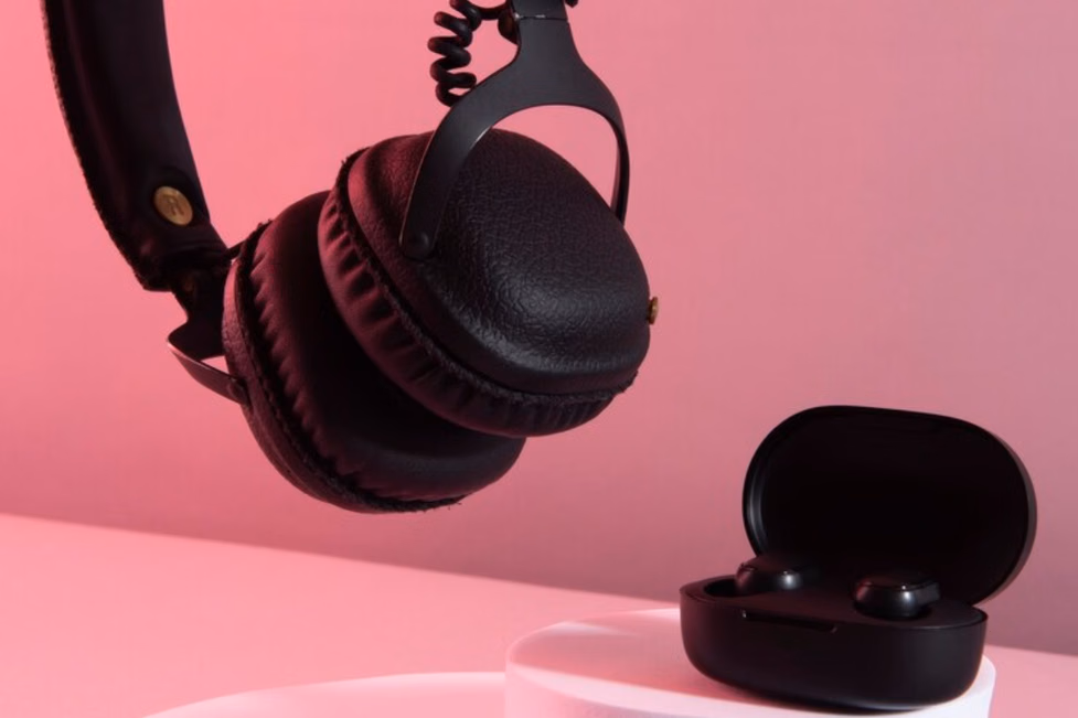 Headphone