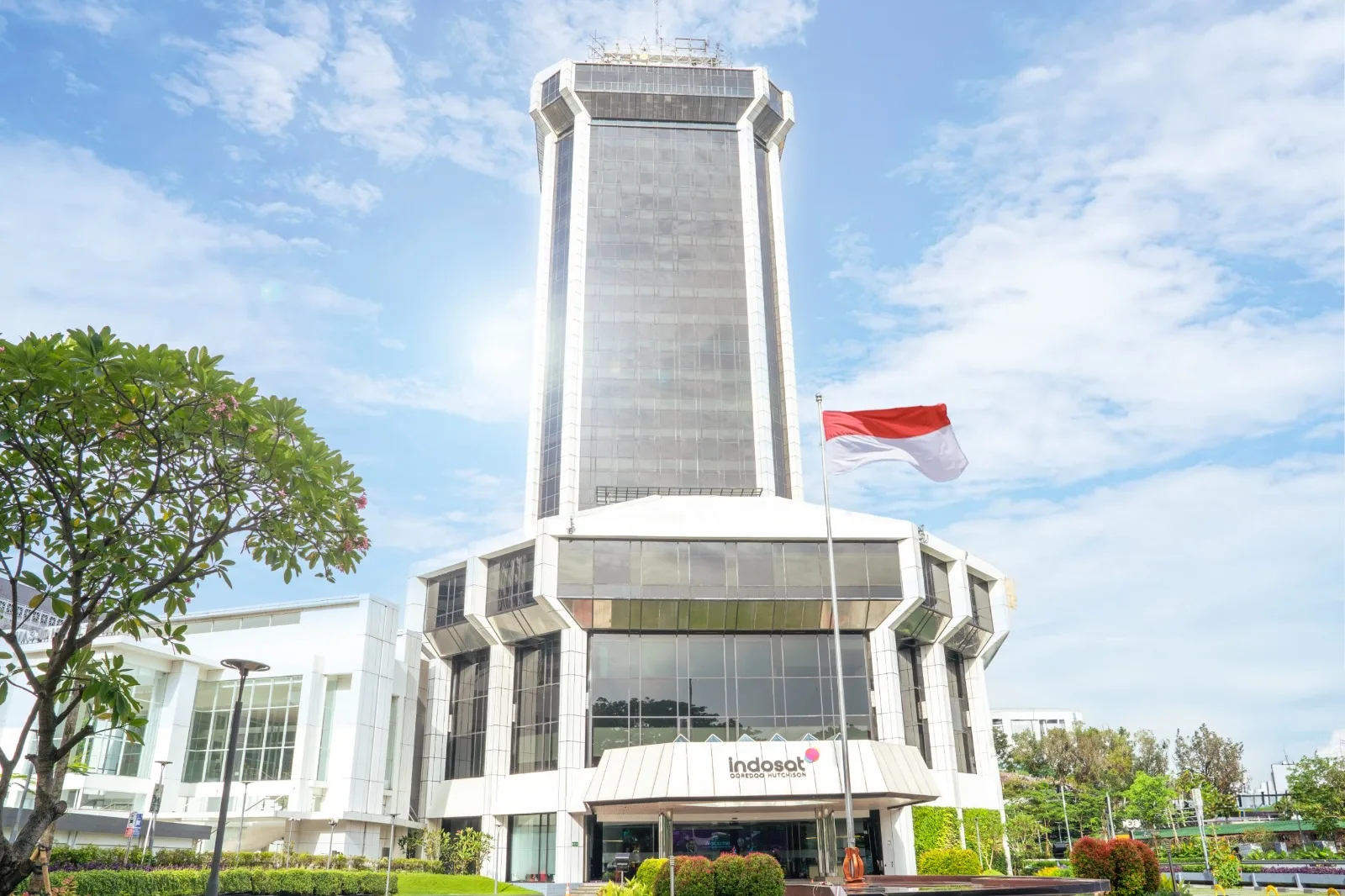 Indosat Laba Bersih 2025