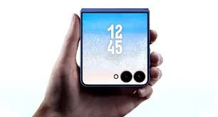 Samsung Galaxy Z Flip 8