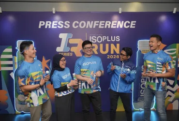 Ki Ka Isoplus Squad 1 Safrita Aryana Race Director Isoplus Run Series 2026 Joshua Gunawan Head Of Rtd Beverage Wings Food Andy Sugiyanto Running Coach Isoplus Run Series 2026 Isoplus Squad 2 Candid Photo