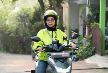 Kartini Di Aspal Bandung