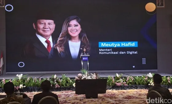 Menkomdigiai