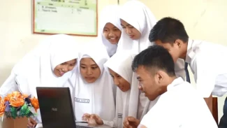 Lewat Pijar Sekolah, Telkom Fasilitasi SMA Negeri 40 Jakarta