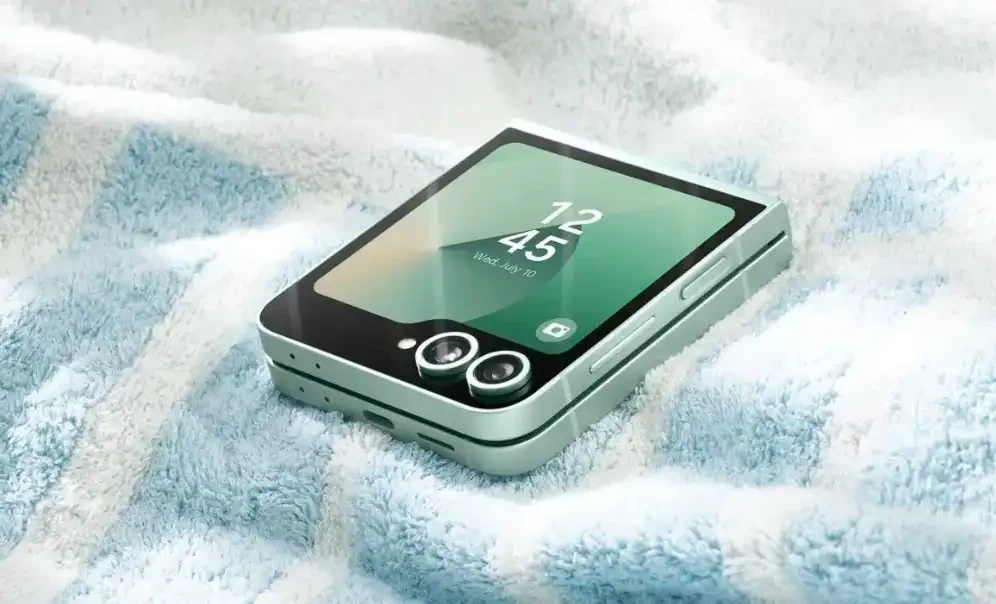 Samsung Galaxy Z Flip 6 