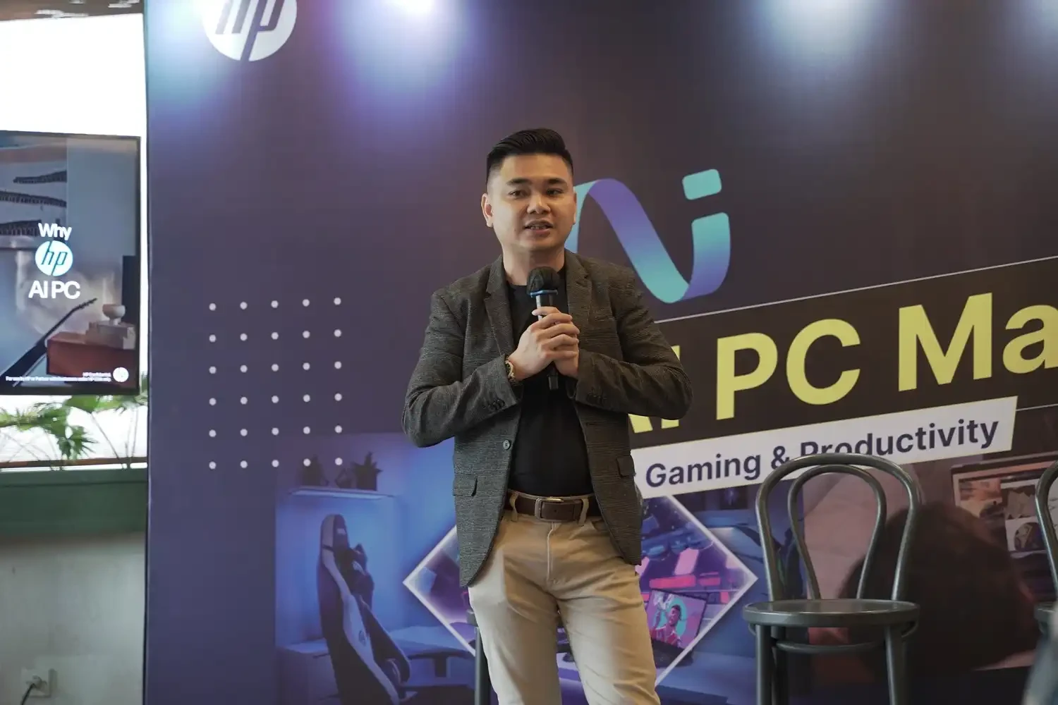 Ricky Handrian - HP Indonesia 